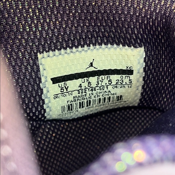 2010 Air Jordan 1 retro  Purple High Sneakers - Picture 5 of 10